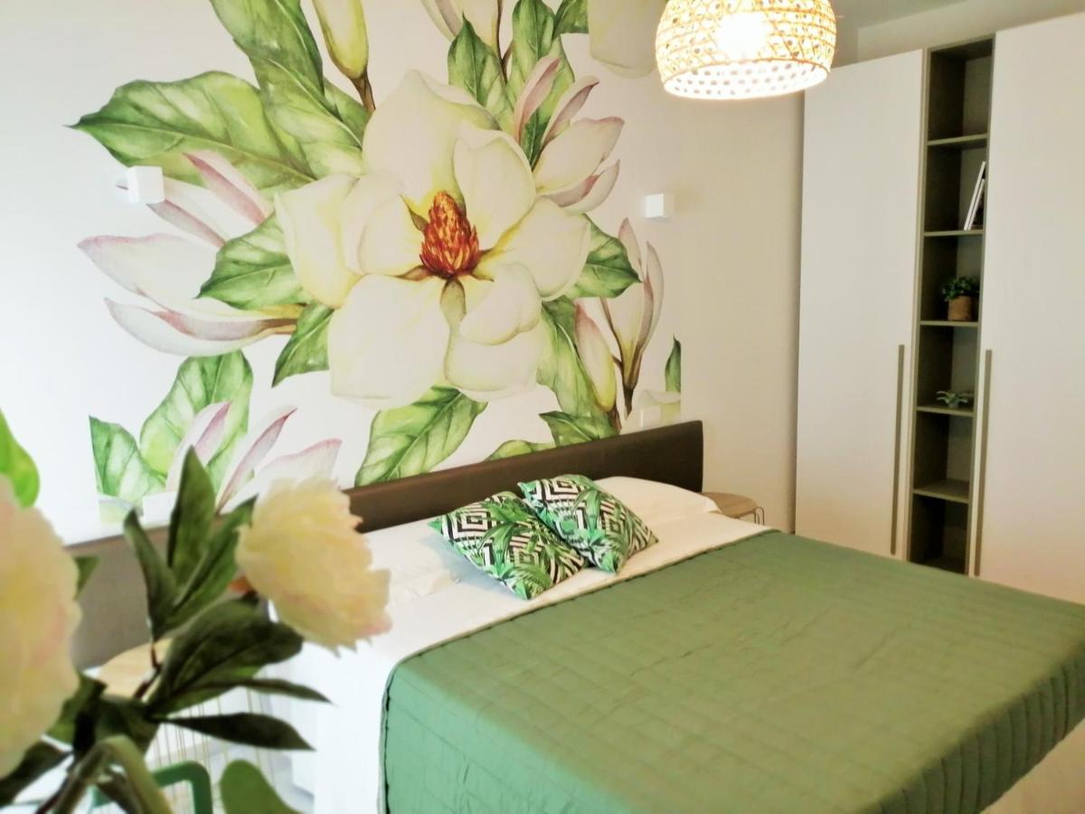 My Monopoli - Casa Dei Fiori "Magnolia" Cala Paradiso מראה חיצוני תמונה