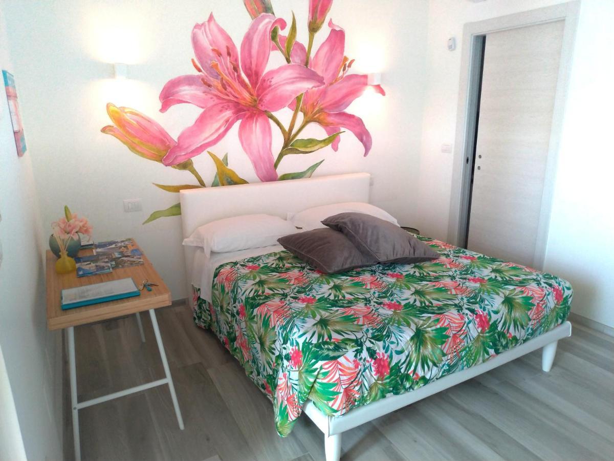 My Monopoli - Casa Dei Fiori "Magnolia" Cala Paradiso מראה חיצוני תמונה